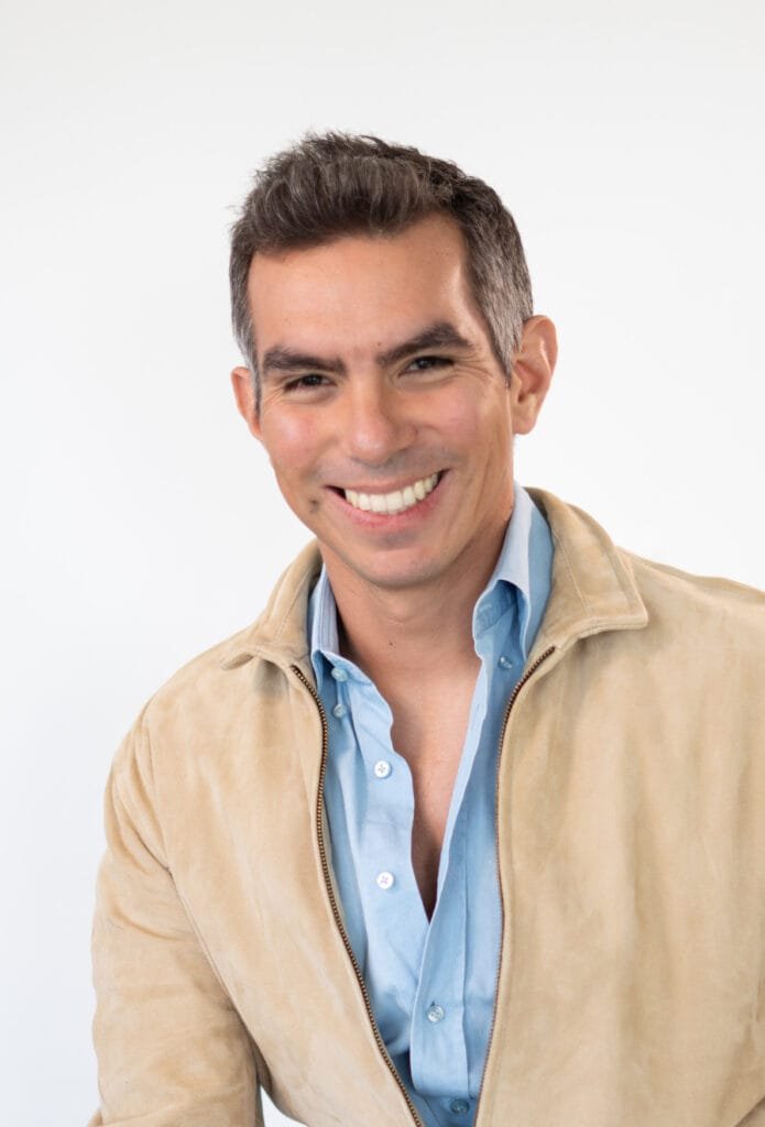 The Transformative Power of Art, Empathy and Imagination with Renzo Del Castillo
